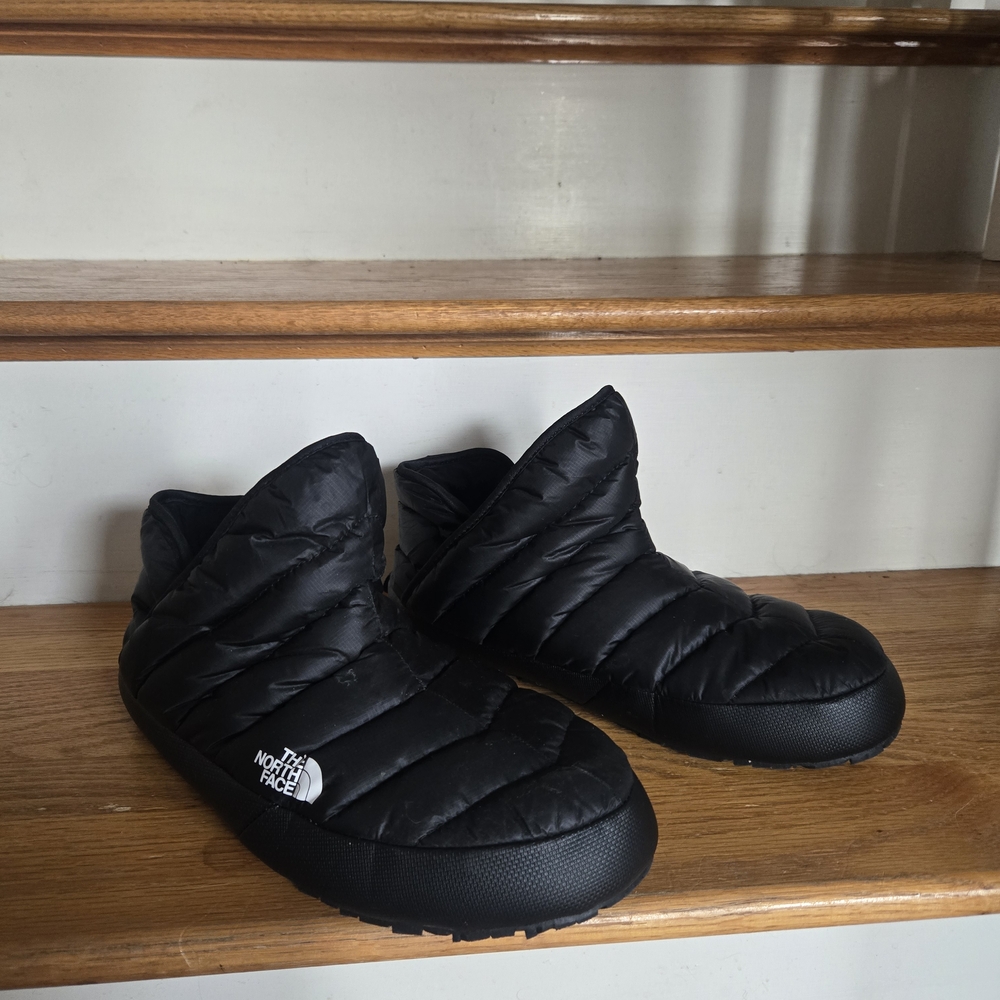 The North Face Black Quilted Insulated Thermoball Mule Shoes Sz 10